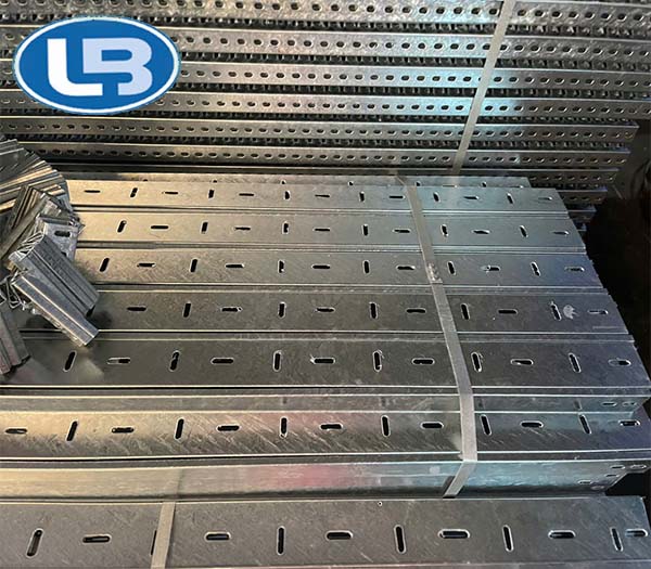 Hot-dip galvanized cable trays & cable ladders